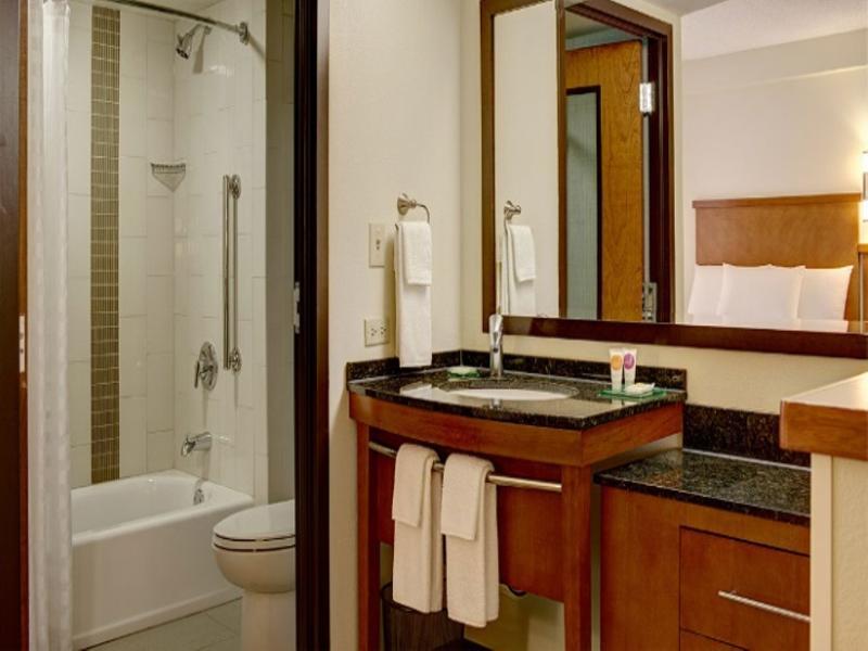 Hyatt Place Milwaukee Airport Exterior photo