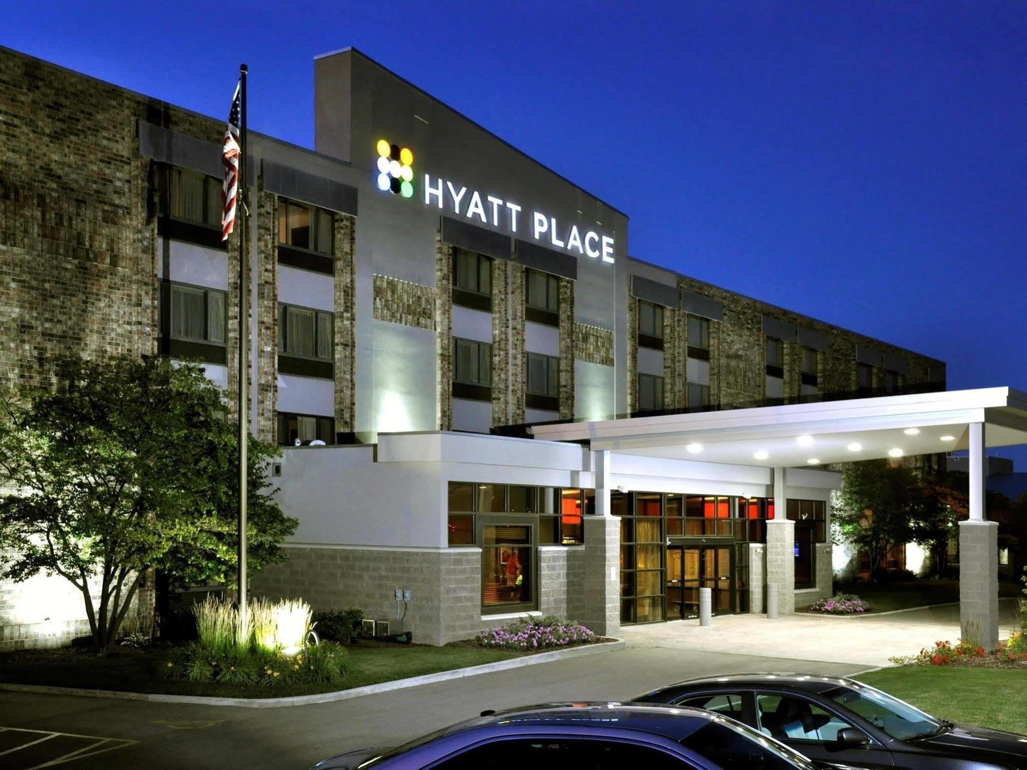 Hyatt Place Milwaukee Airport Exterior photo